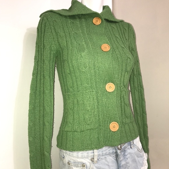 Majora Green Cable Knit ButtonDown Fitted Cardigan - Picture 3 of 11
